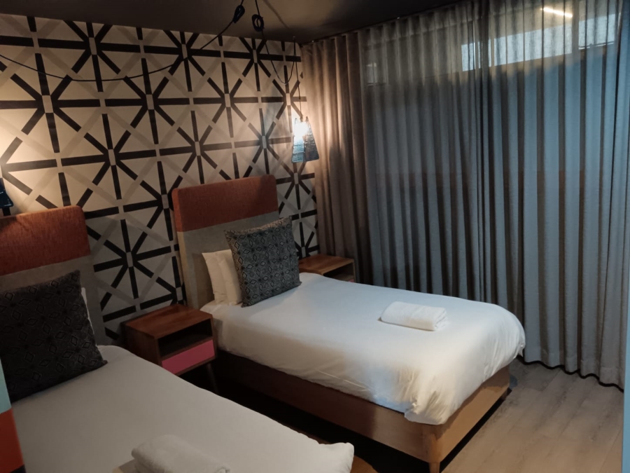 2 Bedroom Property for Sale in Woodstock Western Cape